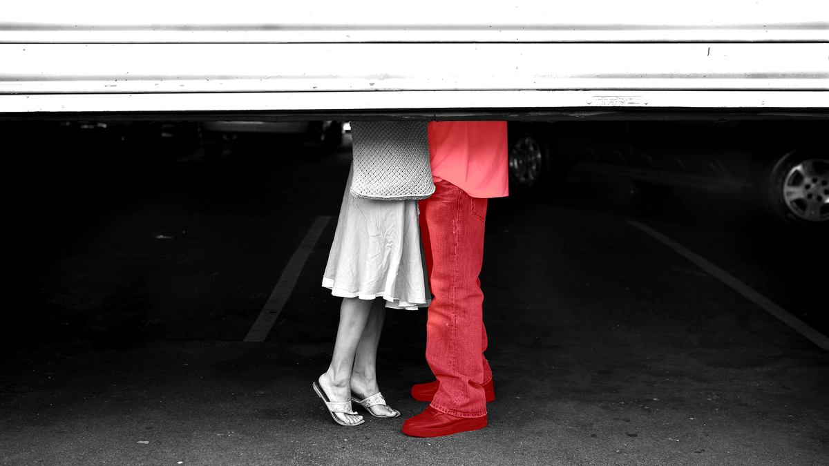 Cómo decirle a tus amigos que has vuelto con ese ex que odian