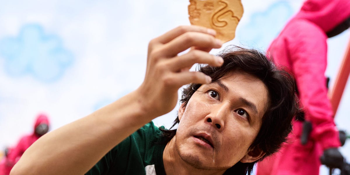 El director de 'Squid Game' dice que perdió 6 dientes durante el rodaje por el estrés