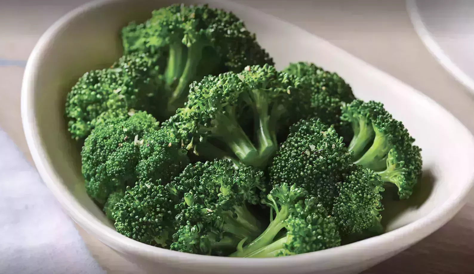 steamed broccoli