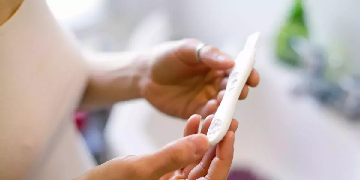 6 causas del embarazo críptico: un suceso raro que ocurre cuando no te das cuenta de que estás embarazada
