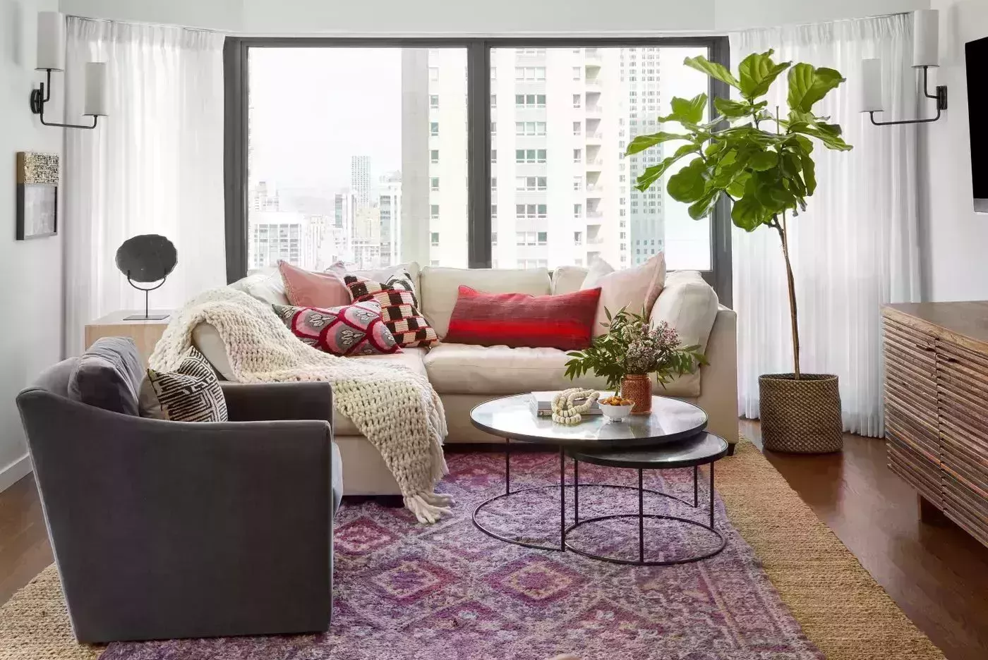 26 mejores alfombras para unir tu salón