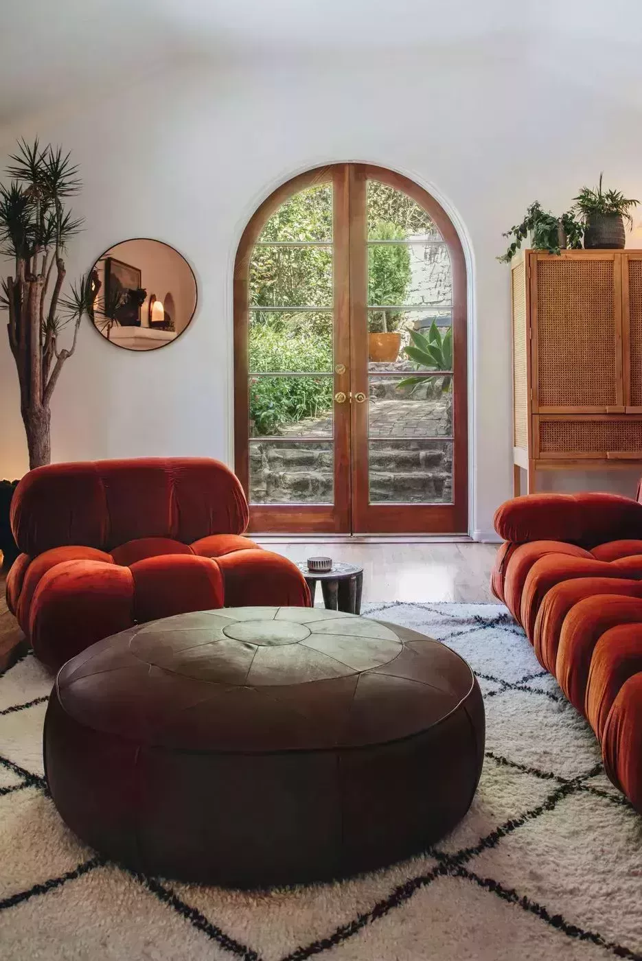 26 mejores alfombras para unir tu salón