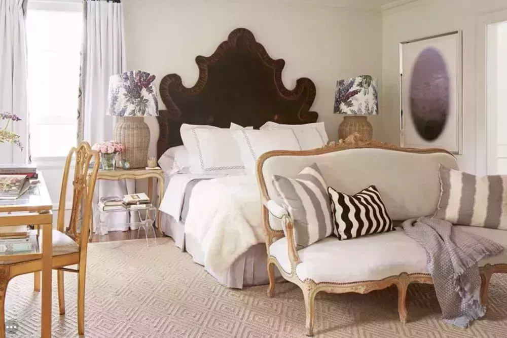 30 dormitorios blancos de ensueño que muestran la inigualable versatilidad del color