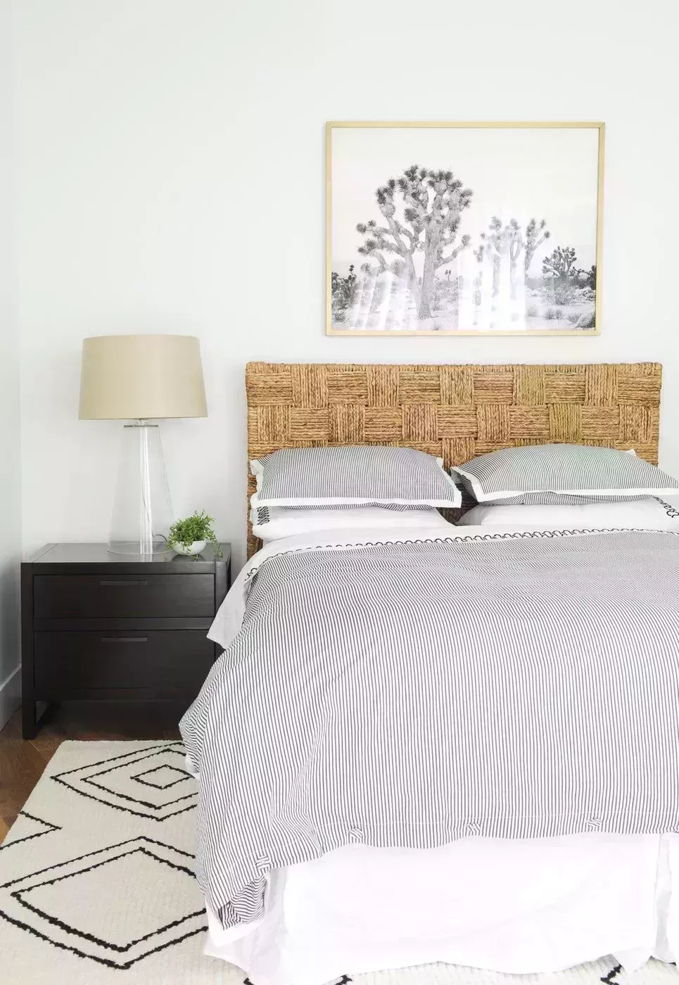 30 dormitorios blancos de ensueño que muestran la inigualable versatilidad del color