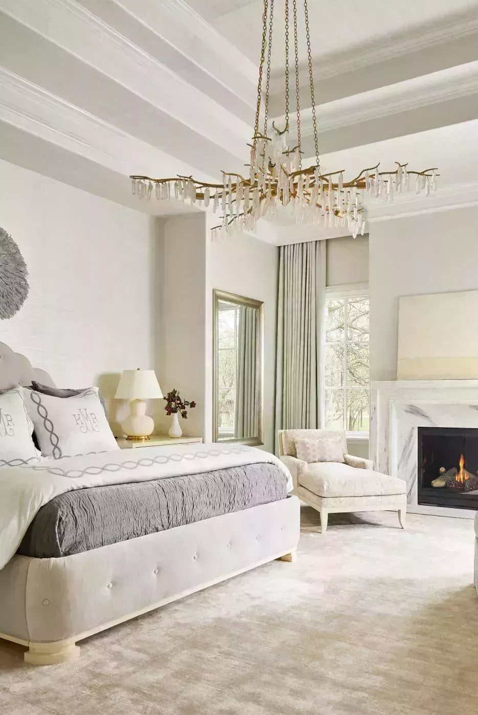 30 dormitorios blancos de ensueño que muestran la inigualable versatilidad del color