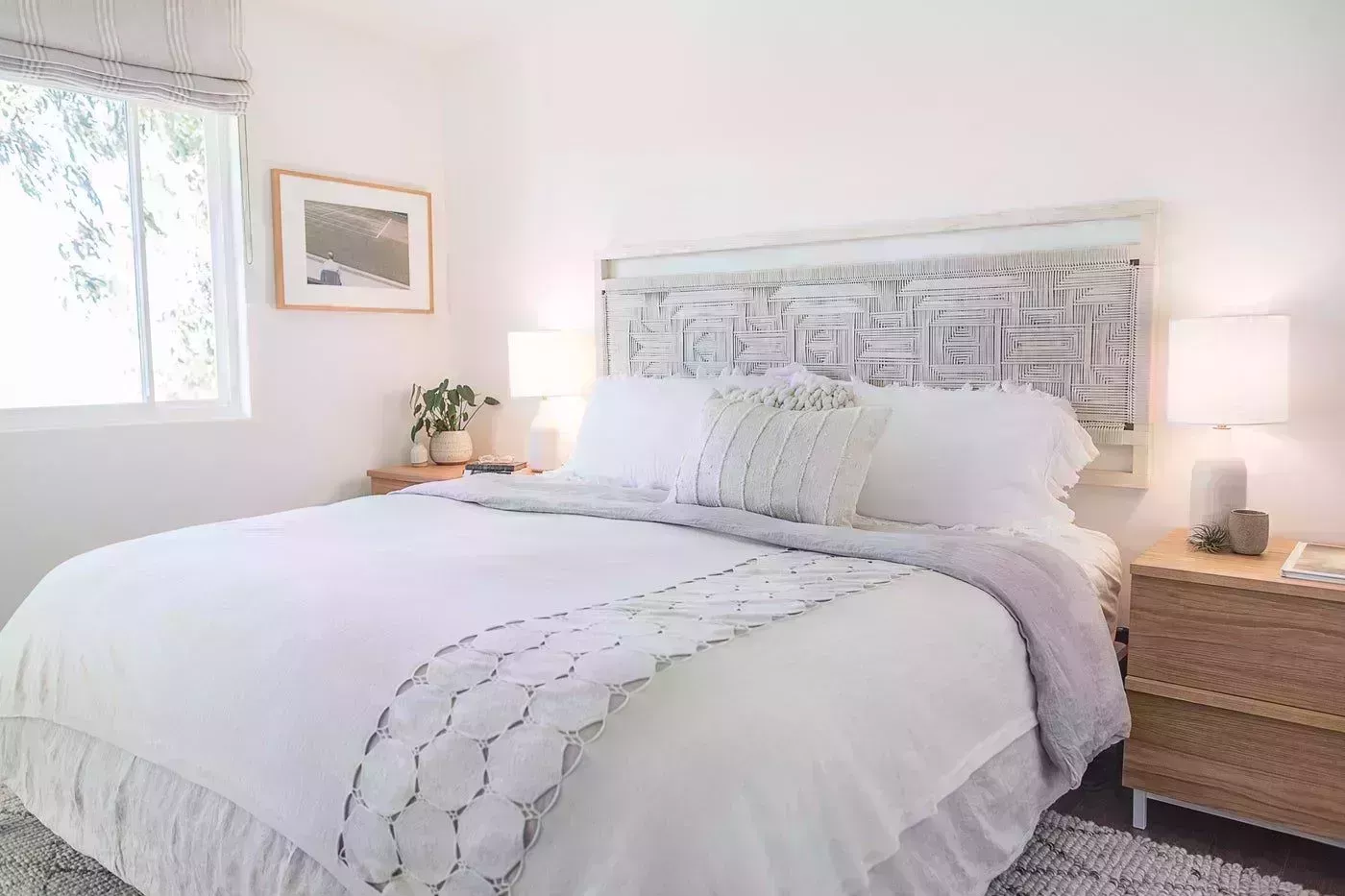 30 dormitorios blancos de ensueño que muestran la inigualable versatilidad del color