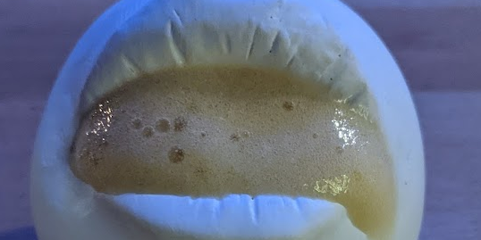 El restaurante con estrella Michelin que se hizo viral por servir espuma en un molde de la boca del chef convierte su polémico plato en un NFT