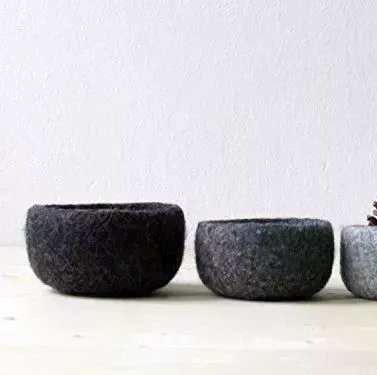 La colección navideña de Busy Philipps con Amazon Handmade es genial para los compradores de última hora