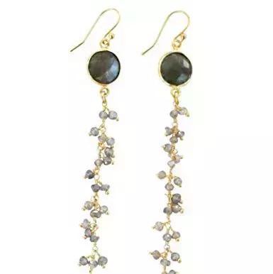 La colección navideña de Busy Philipps con Amazon Handmade es genial para los compradores de última hora