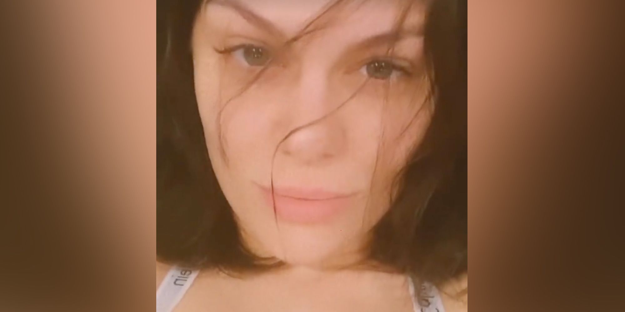 La piel impecable de Jessie J luce absolutamente radiante en este nuevo vídeo de Instagram sin maquillaje