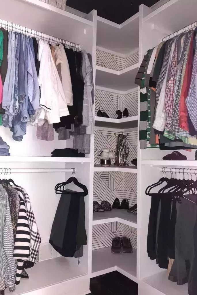 12 ideas inteligentes de armarios empotrados para aprovechar al máximo el espacio, ya sea grande o pequeño
