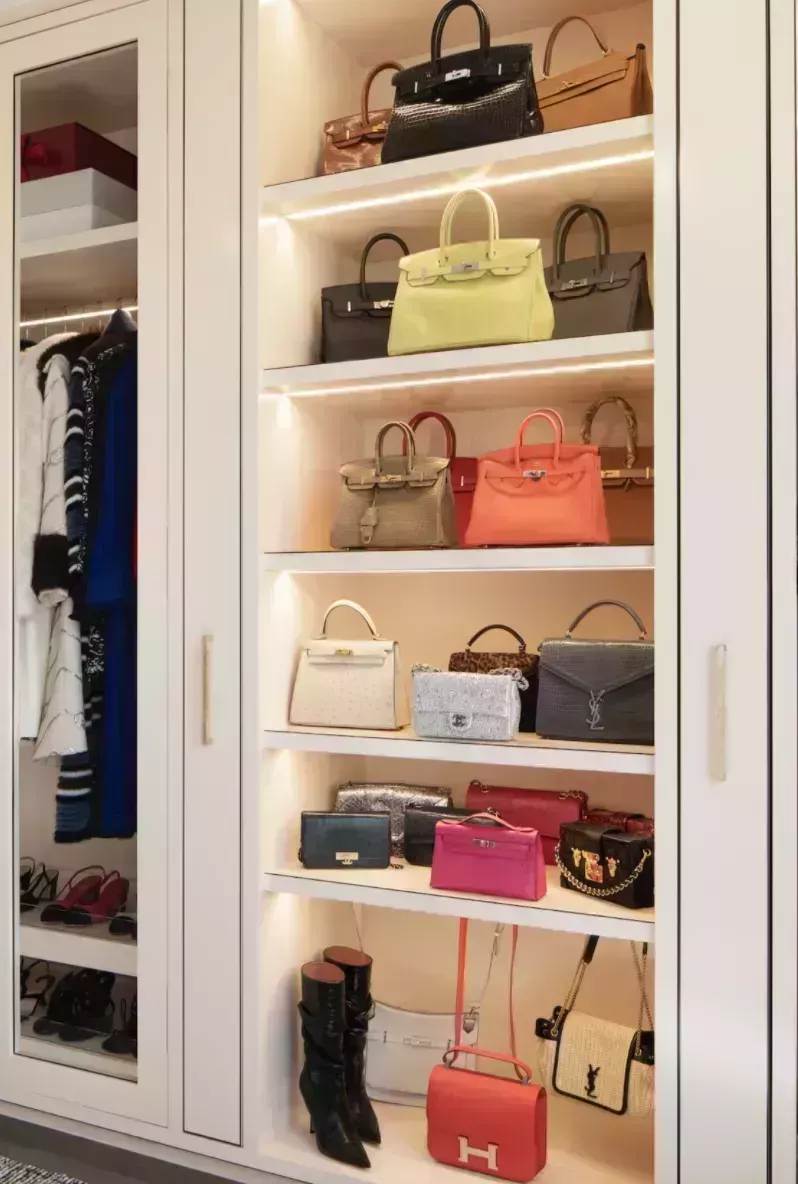 12 ideas inteligentes de armarios empotrados para aprovechar al máximo el espacio, ya sea grande o pequeño