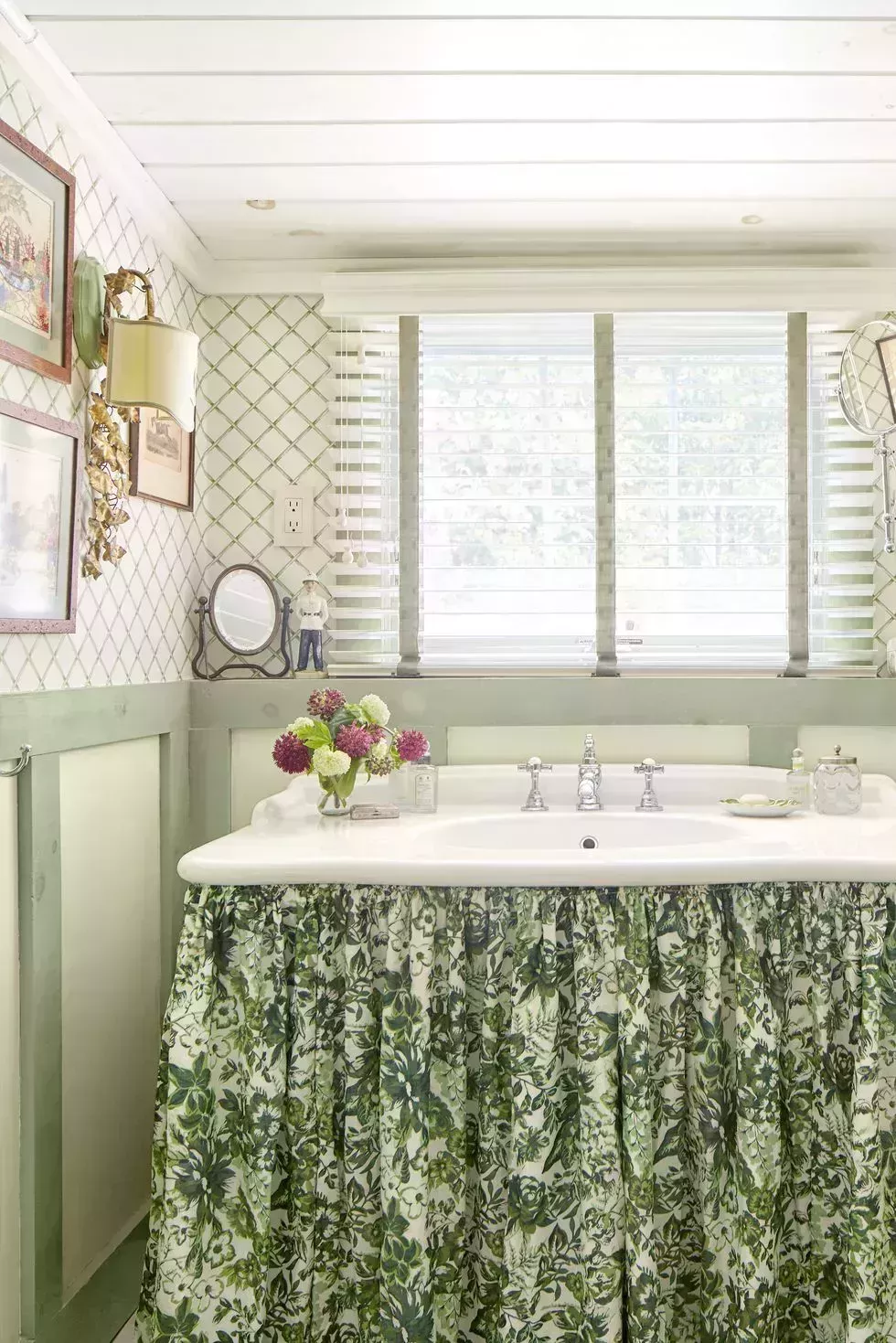 15 diseños de baños verdes que son pacíficos y refrescantes