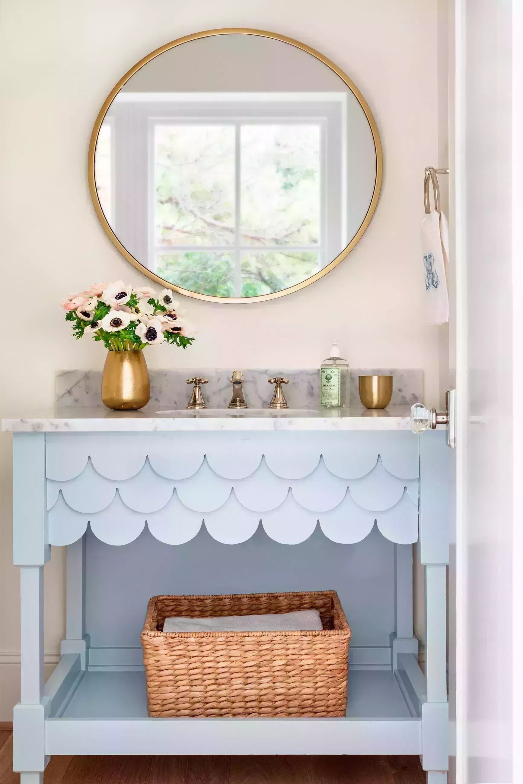 20 ideas creativas para el tocador que aportan todo el encanto