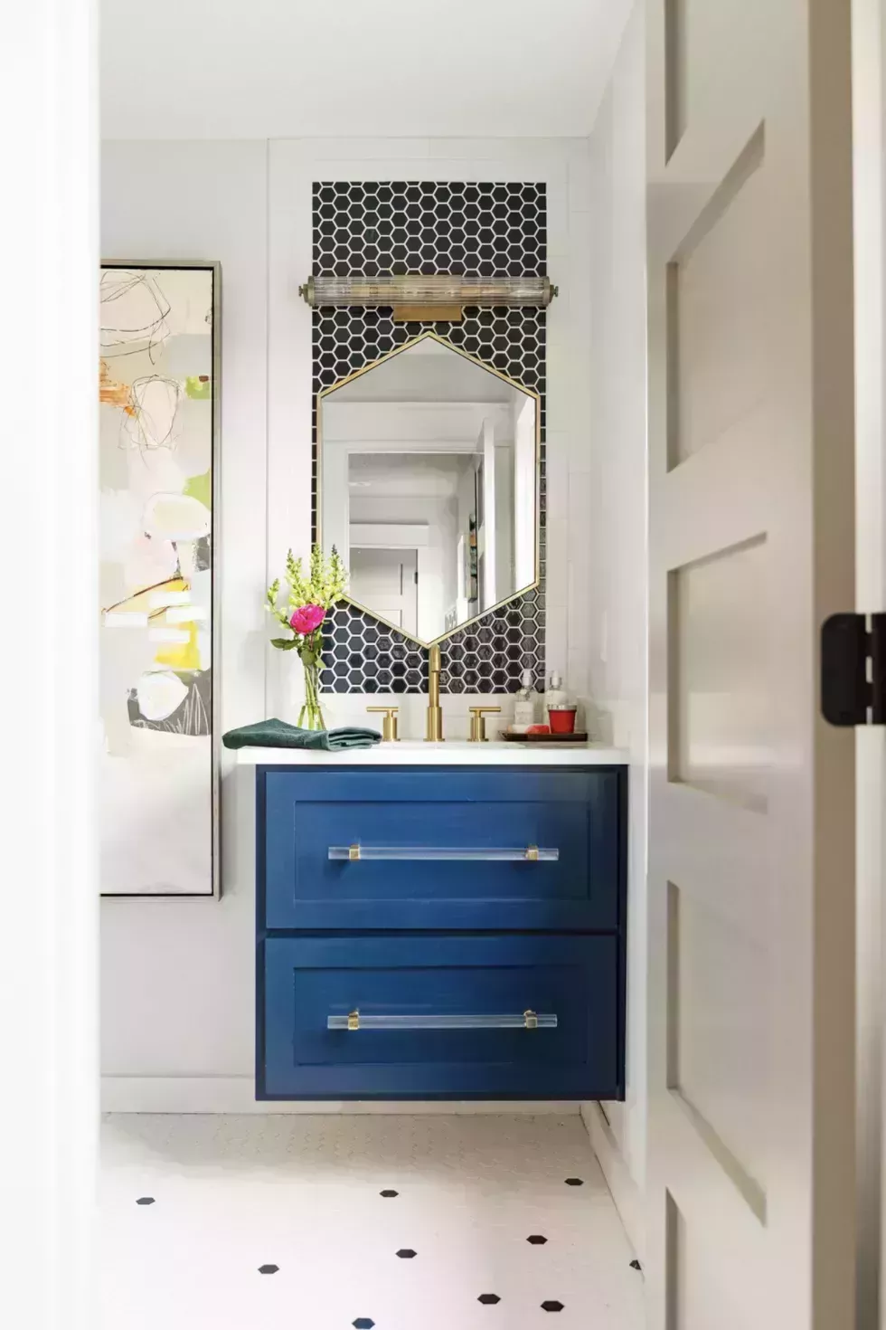 20 ideas creativas para el tocador que aportan todo el encanto