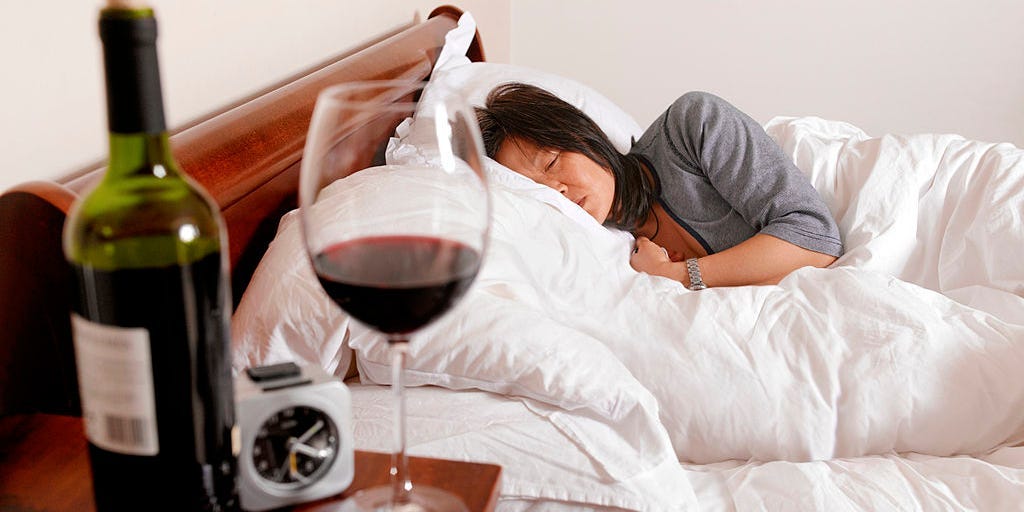 Los remedios para la resaca pueden ser un desperdicio de dinero: no hay pruebas fehacientes de que funcionen, según un nuevo estudio