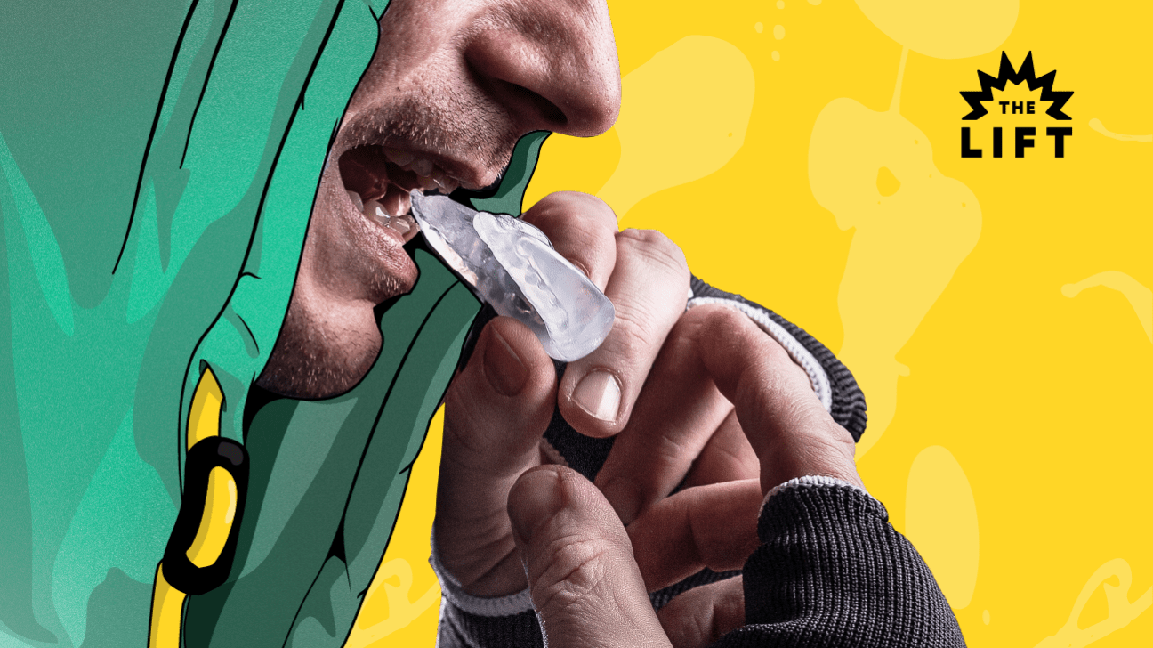 Mastica esto: Sí, debes usar un protector bucal mientras levantas pesas