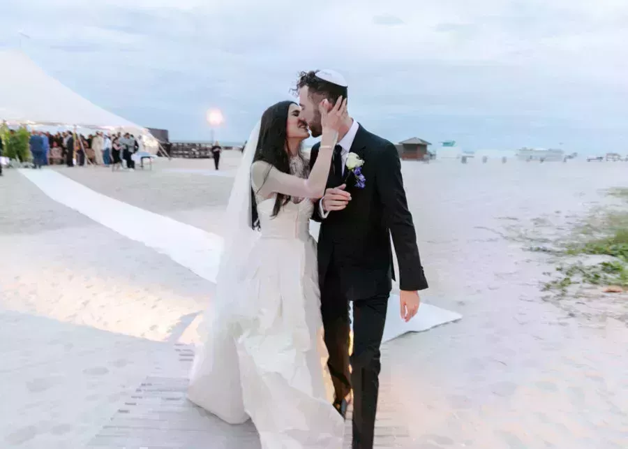 lauren perez and husband on beach