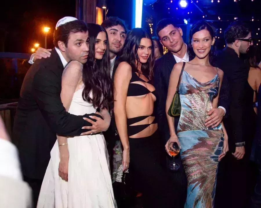 lauren perez and friends after party