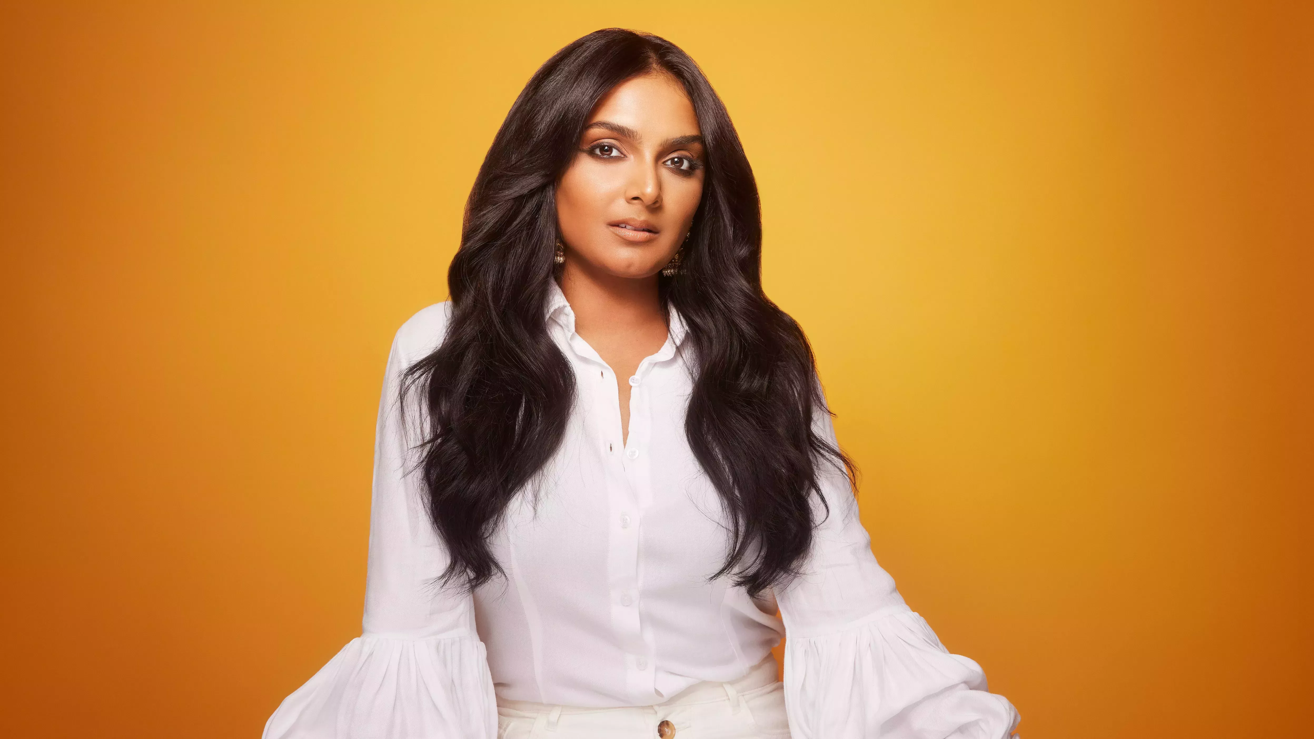 Deepica Mutyala fabrica los productos de belleza que sus seguidores no pueden encontrar