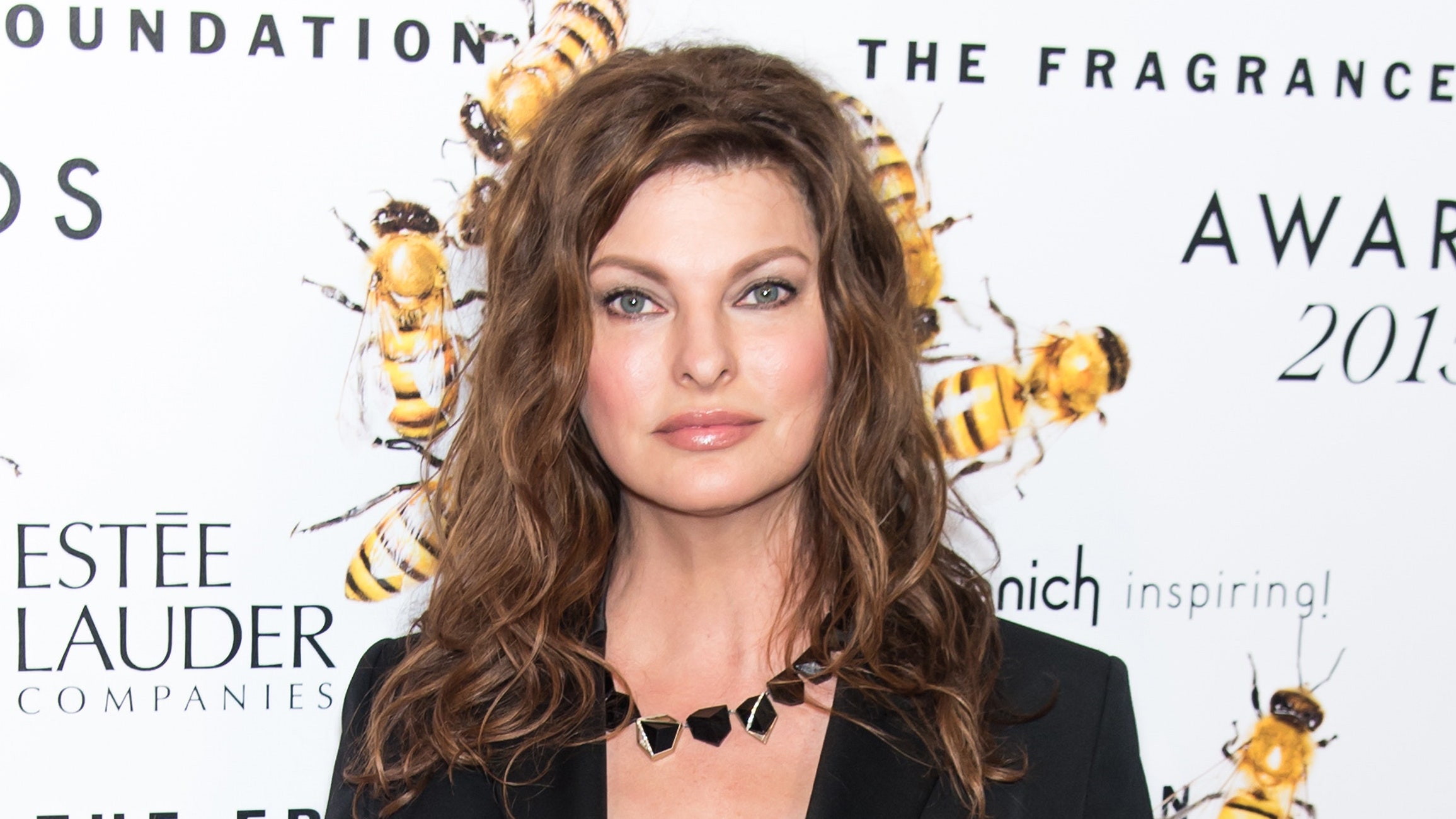 Linda Evangelista compartió las primeras fotos de su cuerpo después de un procedimiento cosmético que salió mal