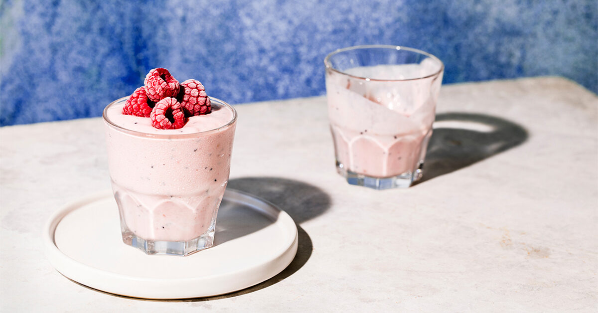 ¿Necesitas un impulso de nutrientes? Prueba estas 45 recetas de batidos saludables 