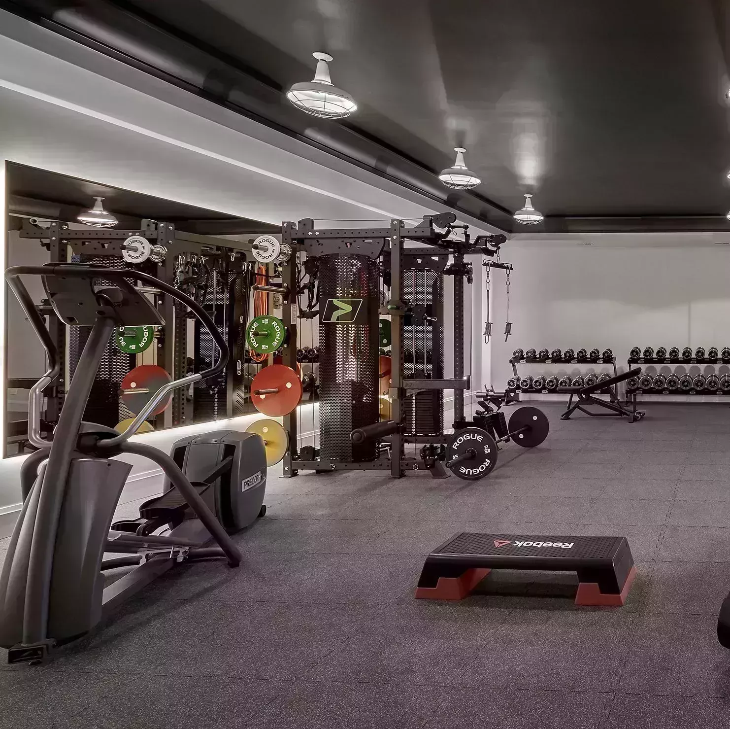 20 ideas de gimnasia en casa de bajo presupuesto para ayudar a alcanzar sus objetivos de fitness