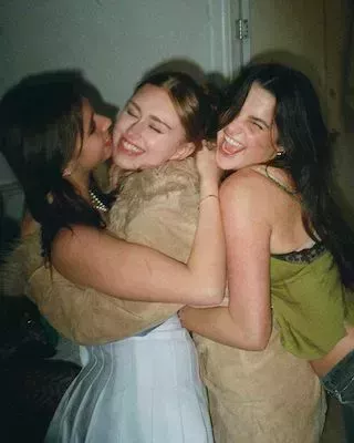 7 actividades que *necesitas* hacer en tu próxima fiesta de pijamas con tus amigas