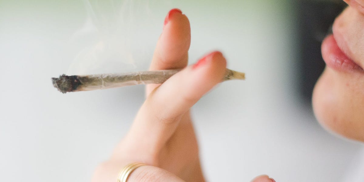 Al THCV se le suele llamar "hierba de dieta" porque se dice que puede suprimir el apetito. Esto es todo lo que sabemos sobre ella.