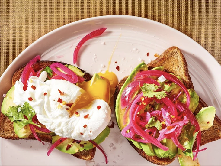 Cómo hacer la tostada de aguacate perfecta