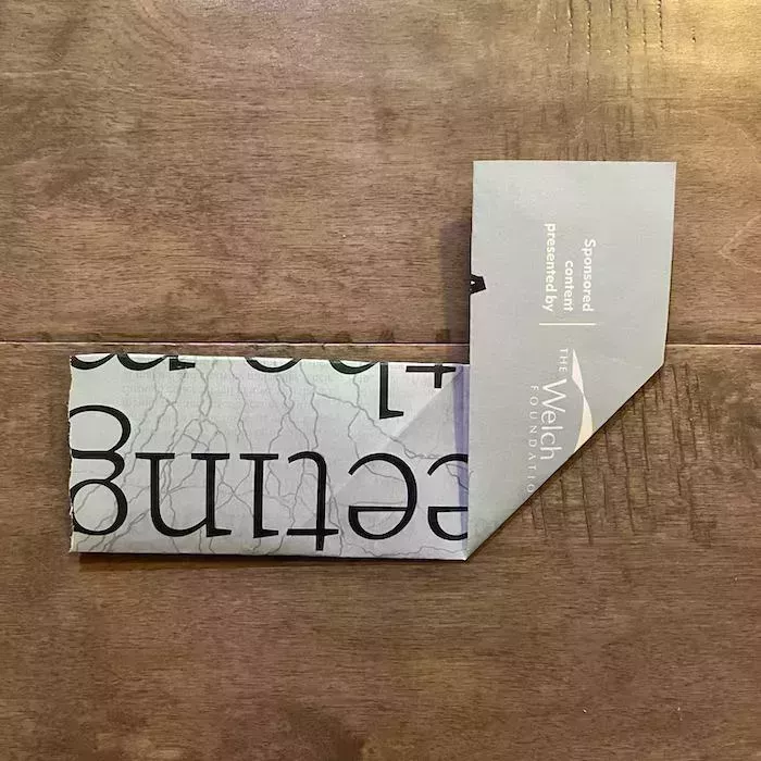 Cómo hacer tus propios marcapáginas de corazón reciclados