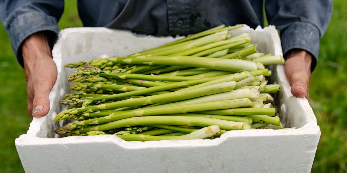 Cómo recortar los espárragos y evitar los extremos inferiores duros
