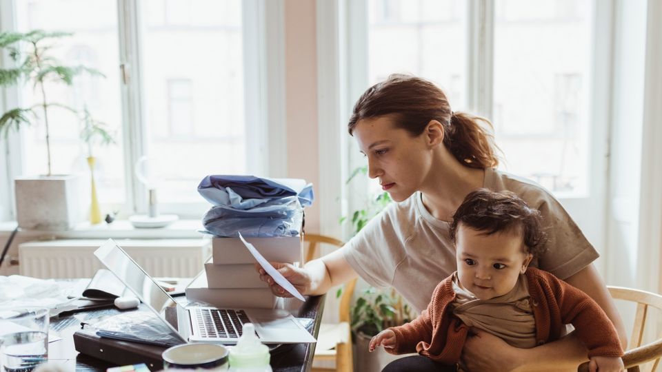Siga este plan de seis pasos para aliviar tus facturas y tu mente