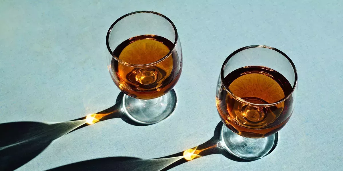 ¿Cuál es la diferencia entre el coñac y el brandy? En qué se diferencia el coñac de otros tipos de brandy