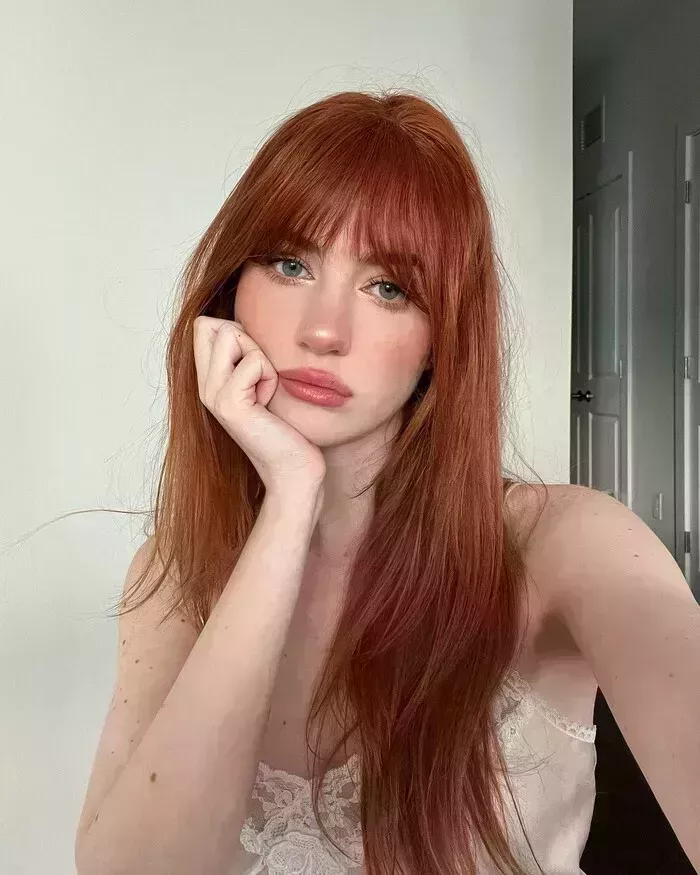 Formas fáciles de incorporar el color a tu rutina de maquillaje de primavera