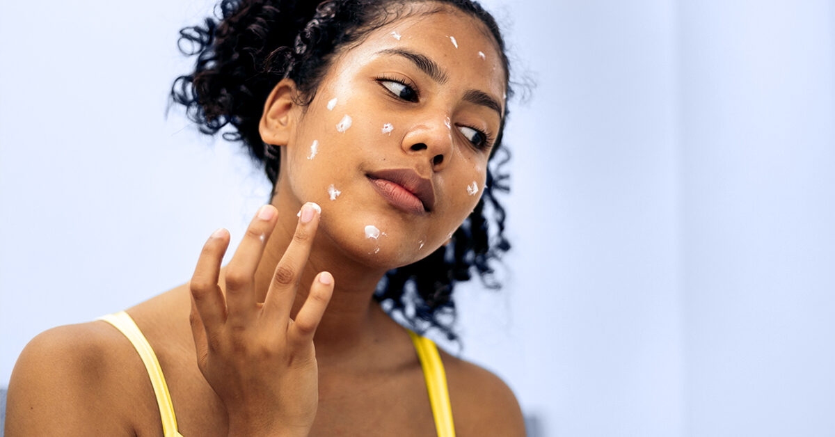 Los mejores tratamientos caseros y profesionales para las manchas de la edad