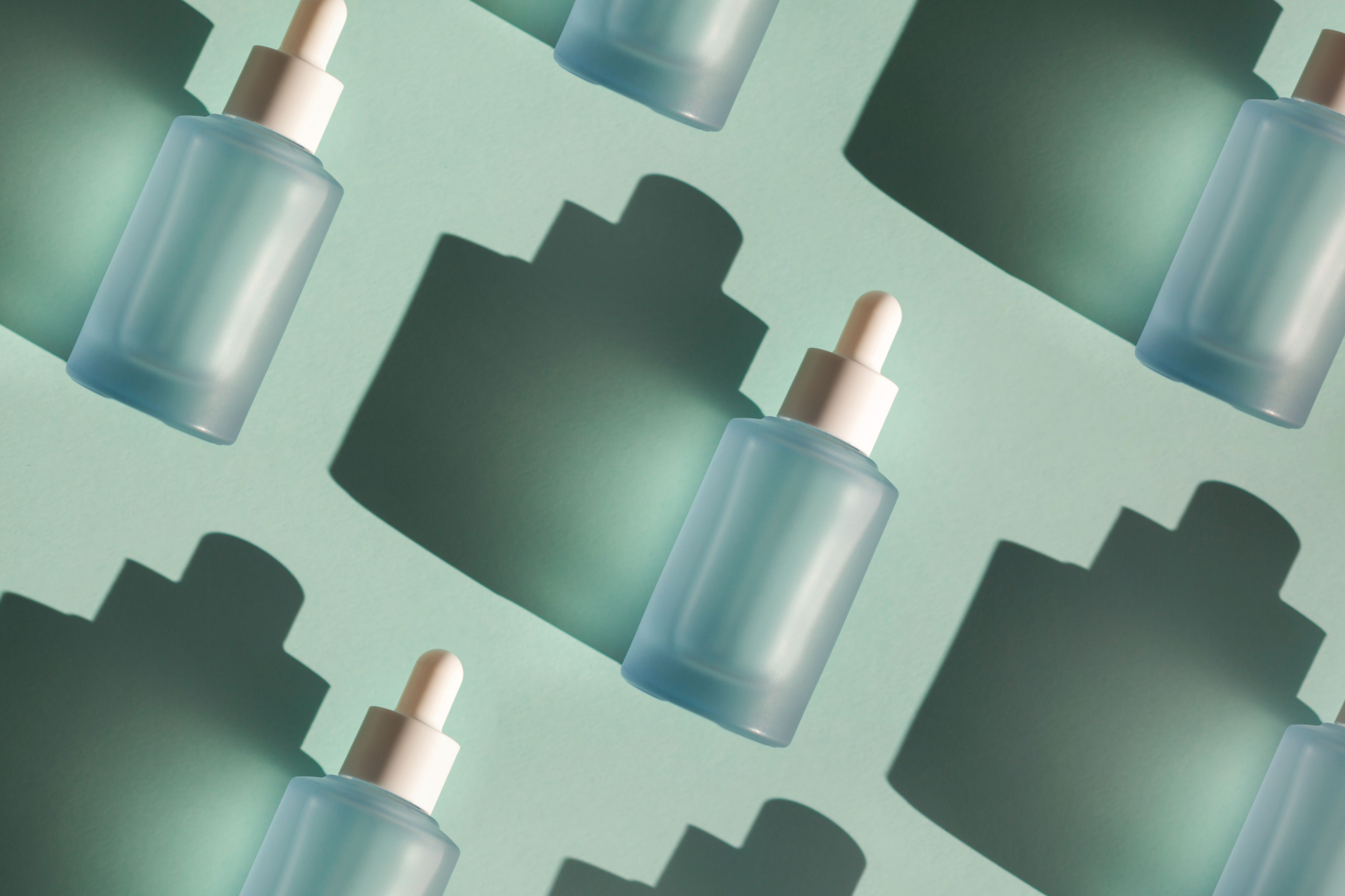 ¿Tienes la piel sensible? Puede que quieras exfoliarte con PHAs