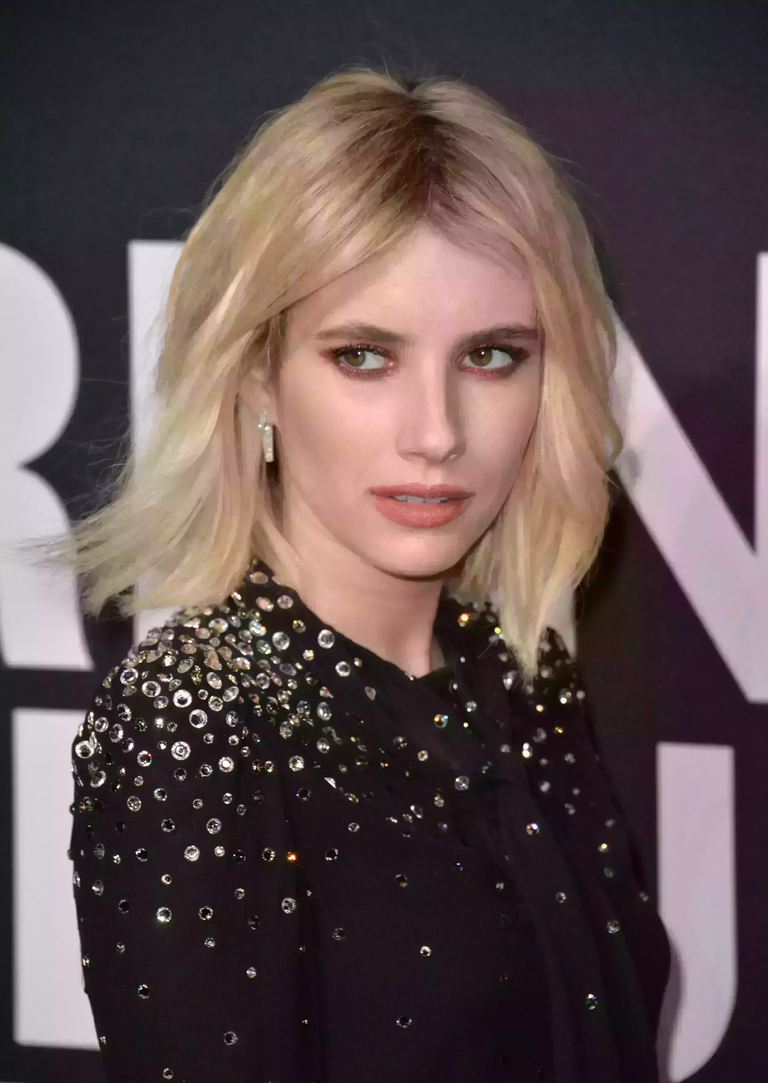 Emma Roberts And Her Elegant Wolf Cut