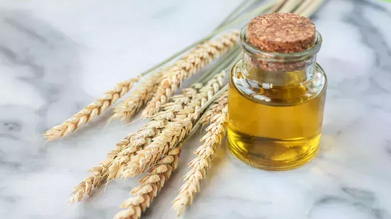 Aceites portadores poco comunes que son excelentes para la piel, el cabello y las u&ntilde;as - La lista