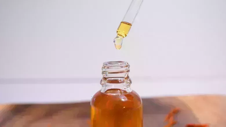 Aceites portadores poco comunes que son excelentes para la piel, el cabello y las u&ntilde;as - La lista