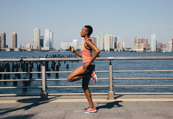 Antes de la carrera: 12 estiramientos esenciales para hacer antes de cada carrera