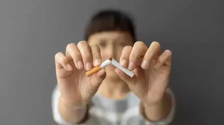 Formas naturales de combatir las canas