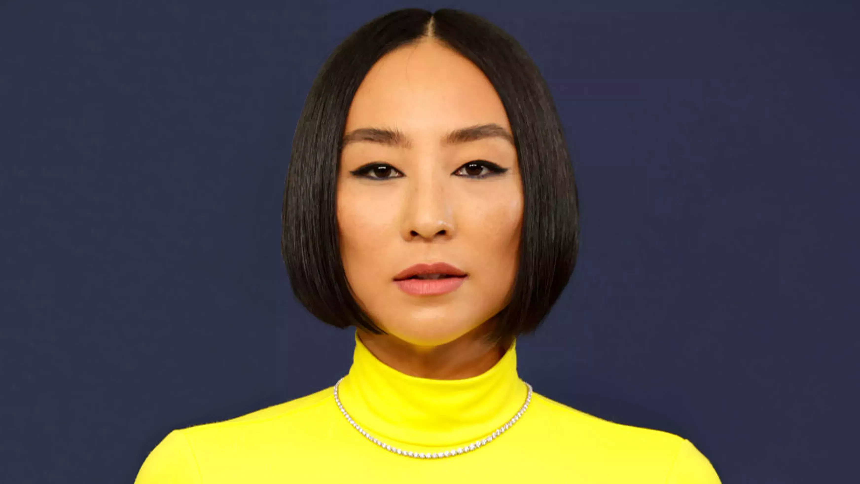 Greta Lee por fin puede usar un delineador de ojos diferente en 'Russian Doll'