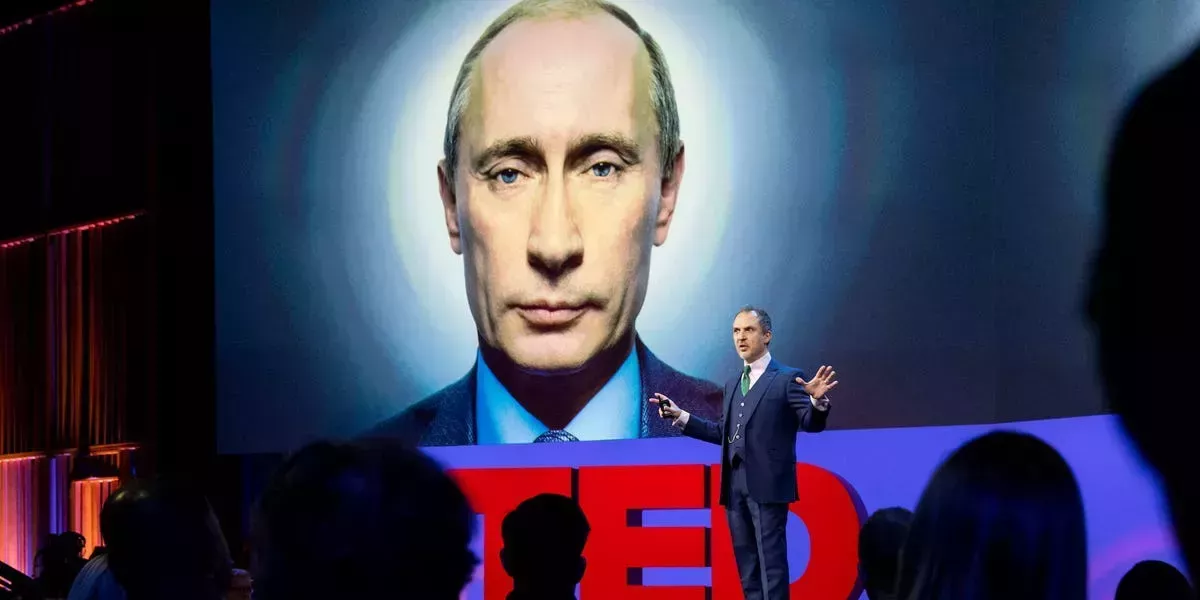 Los 6 momentos más impactantes de la primera conferencia TED en persona en años, desde Elon Musk hasta el fotógrafo de retratos de Putin y una demostración del metaverso