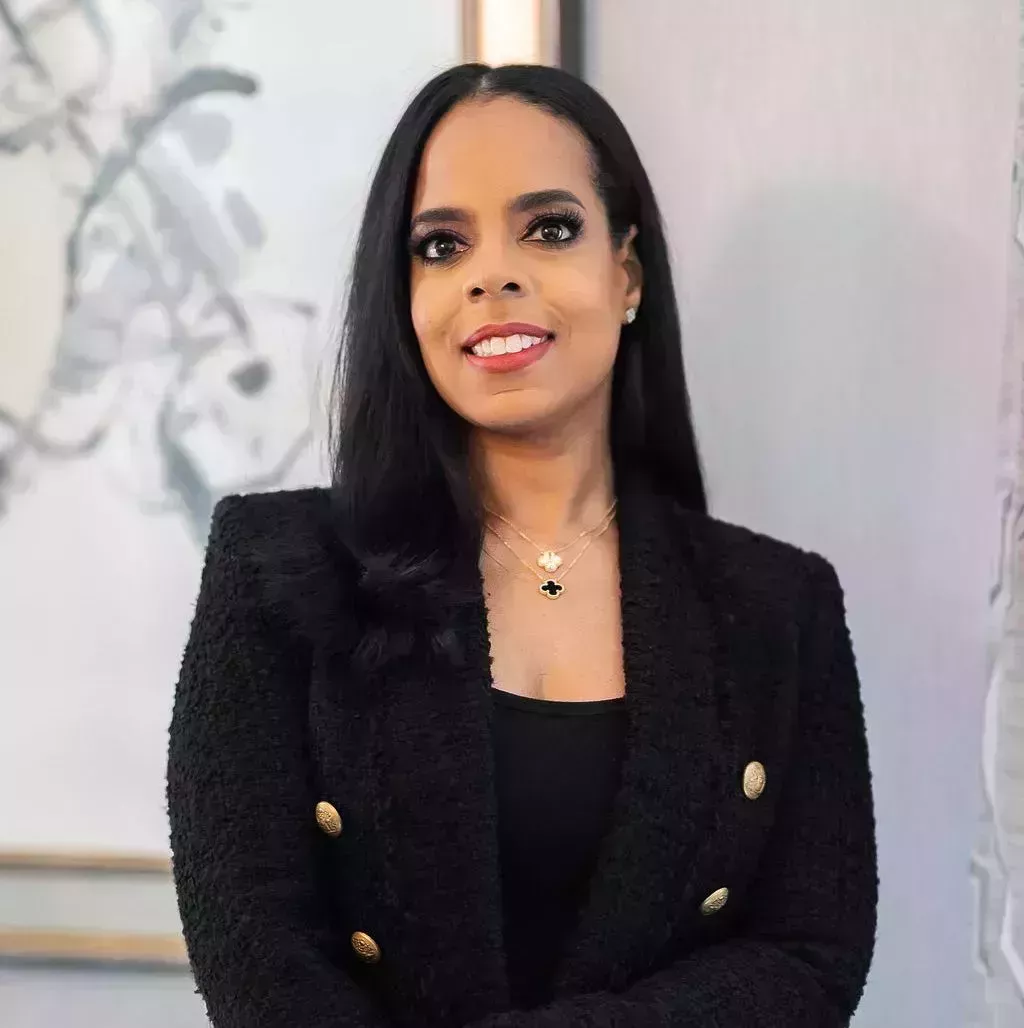 Los diseñadores de interiores comparten lo más asequible que puedes hacer para renovar tu casa