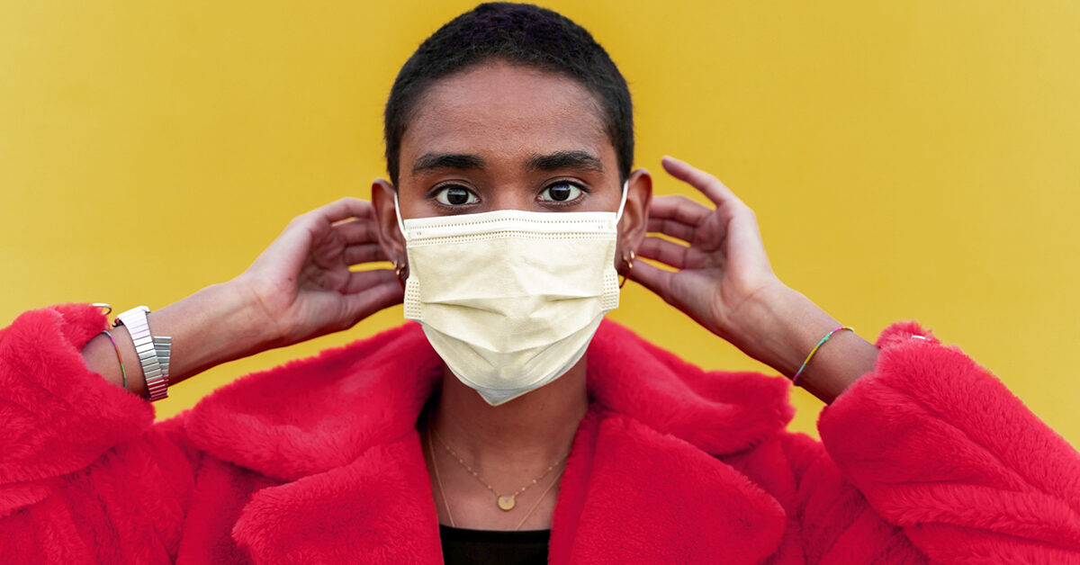 ¿Maskne te vuelve loco? Cómo deshacerse del acné de la mascarilla