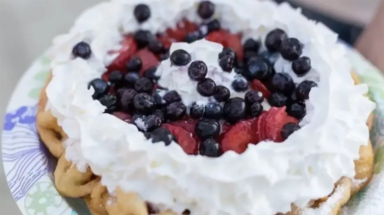 Receta de Funnel Cake: Haz este clásico de la Feria Estatal en casa
