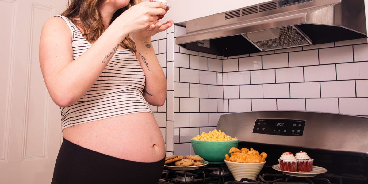 Una mujer dice que su endometriosis potencialmente mortal fue ignorada por los médicos