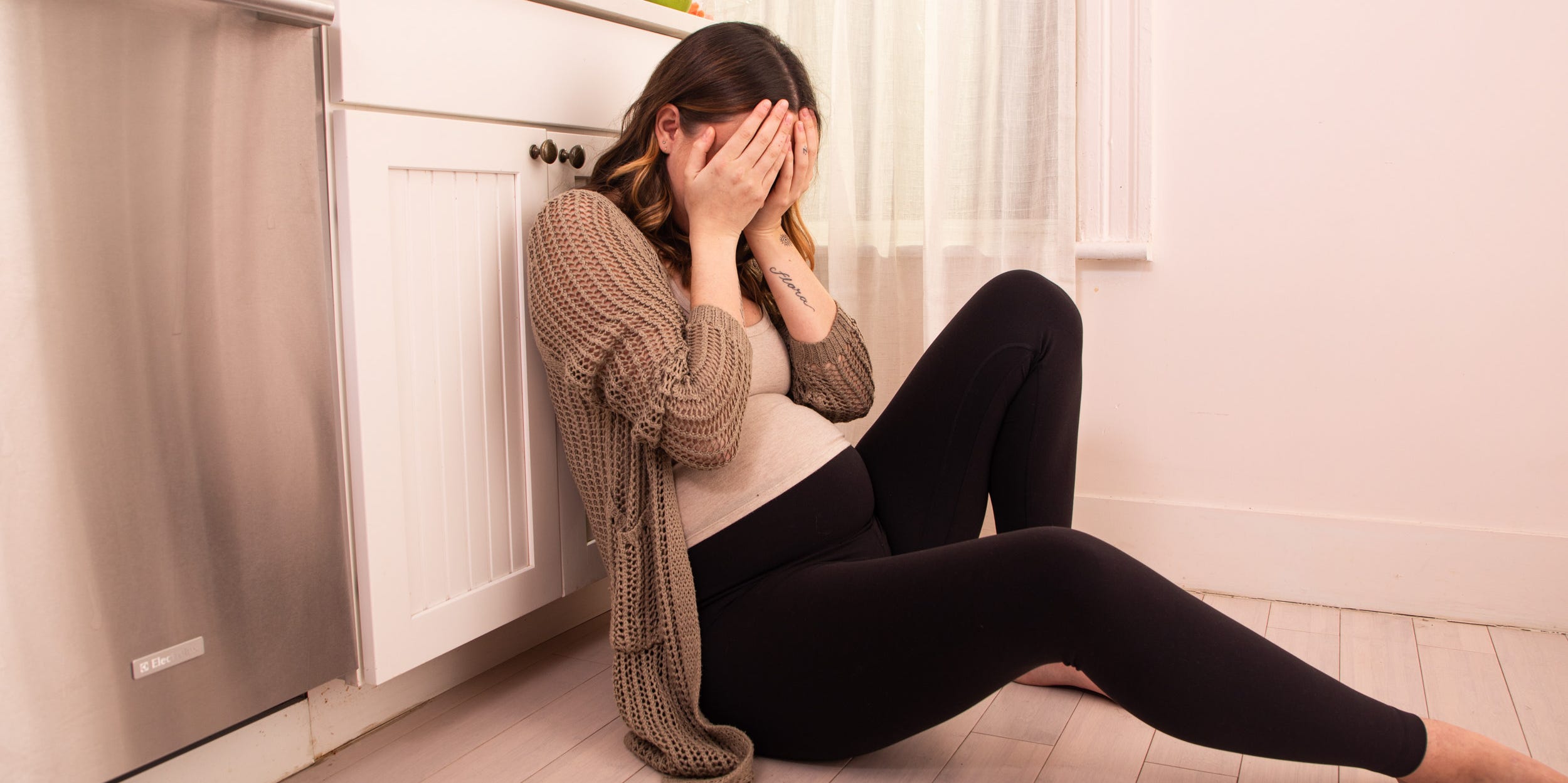 2 terapeutas explican los signos de manipulación psicológica