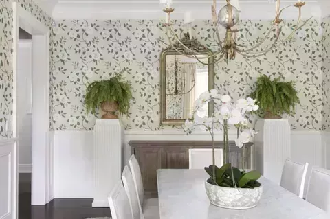 Esta casa tradicional de Greenwich combina elementos lúdicos y formales para un aspecto intemporal